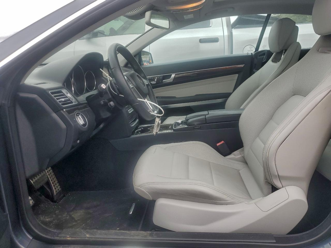 2014 Mercedes-Benz E 350 VIN: WDDKJ5KB2EF282962 Lot: 93740575