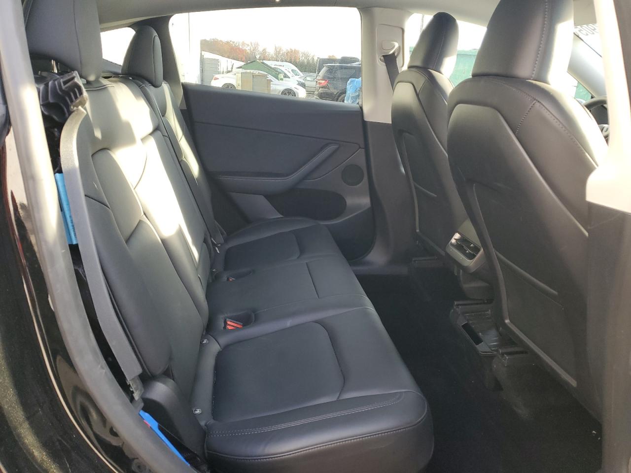 2023 Tesla Model Y VIN: 7SAYGDEE8PF760010 Lot: 91577905