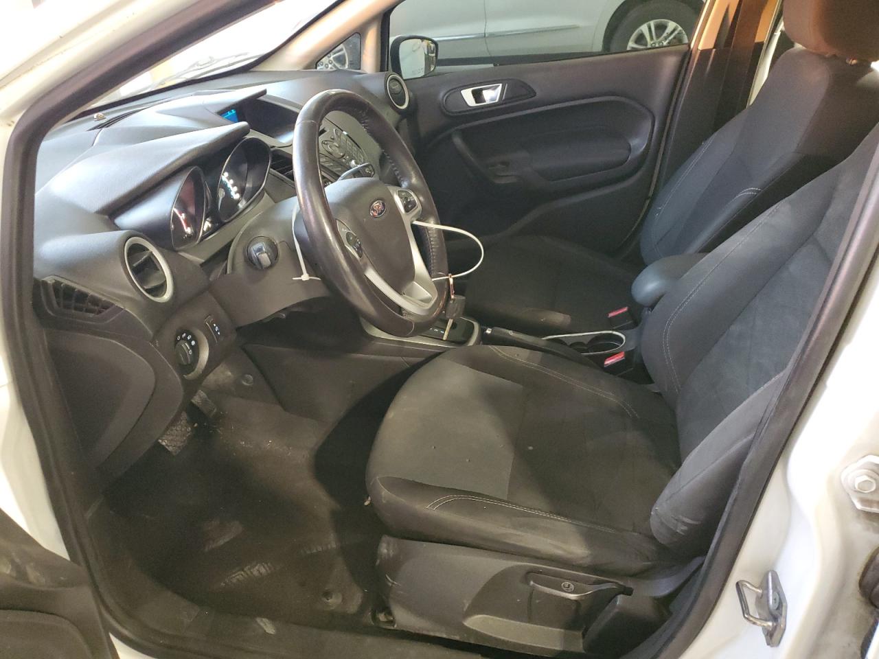 2015 Ford Fiesta Se VIN: 3FADP4BJ6FM207840 Lot: 91259105