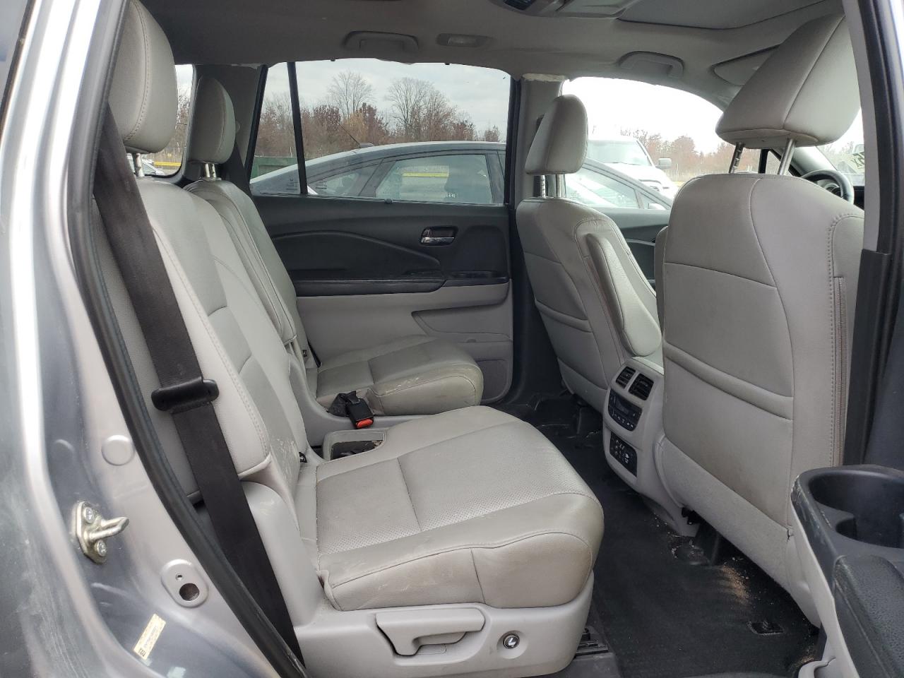 2016 Honda Pilot Elite VIN: 5FNYF6H01GB059823 Lot: 90898275