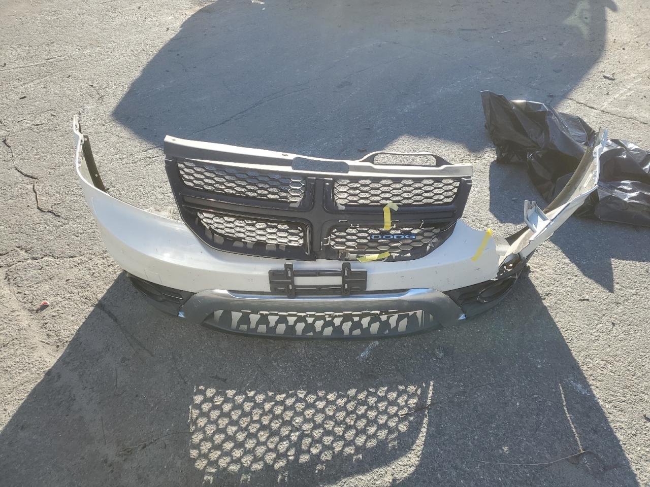 2018 Dodge Journey Crossroad VIN: 3C4PDCGG2JT427918 Lot: 92045735