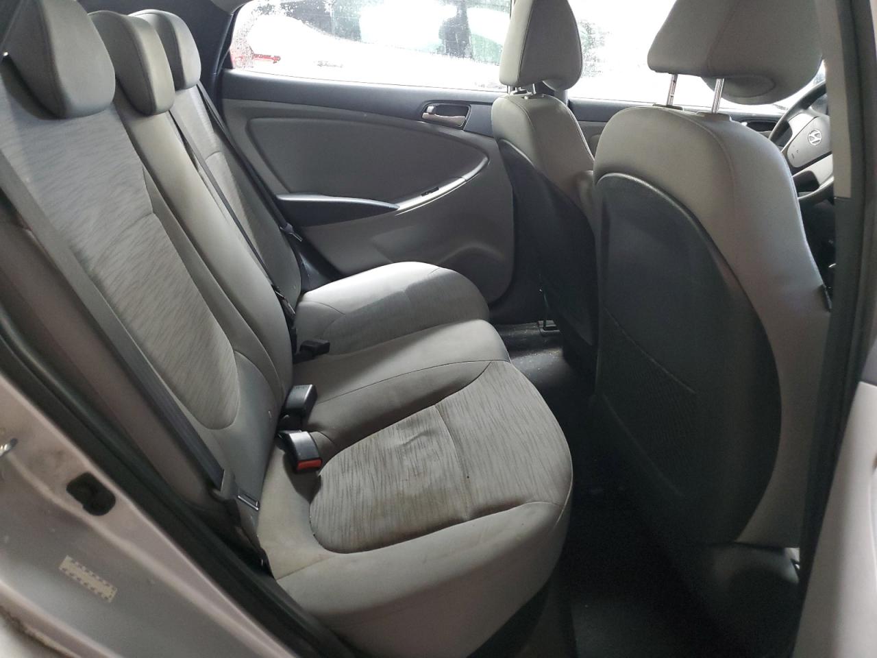 2015 Hyundai Accent Gls VIN: KMHCT4AE6FU892323 Lot: 91618785