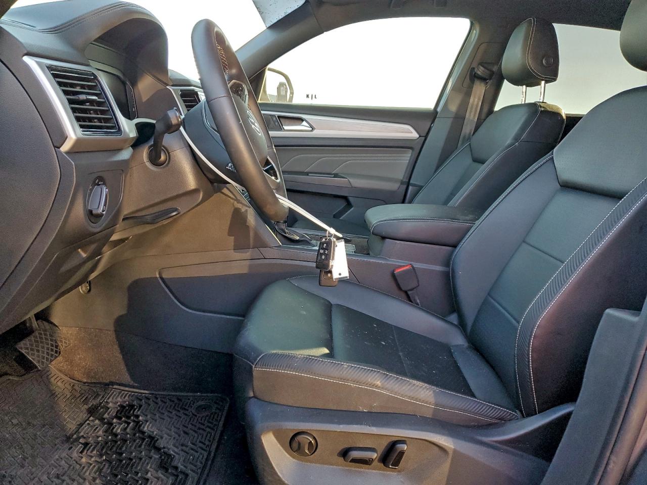 2023 Volkswagen Atlas Cross Sport Se VIN: 1V2WE2CAXPC213556 Lot: 94220225