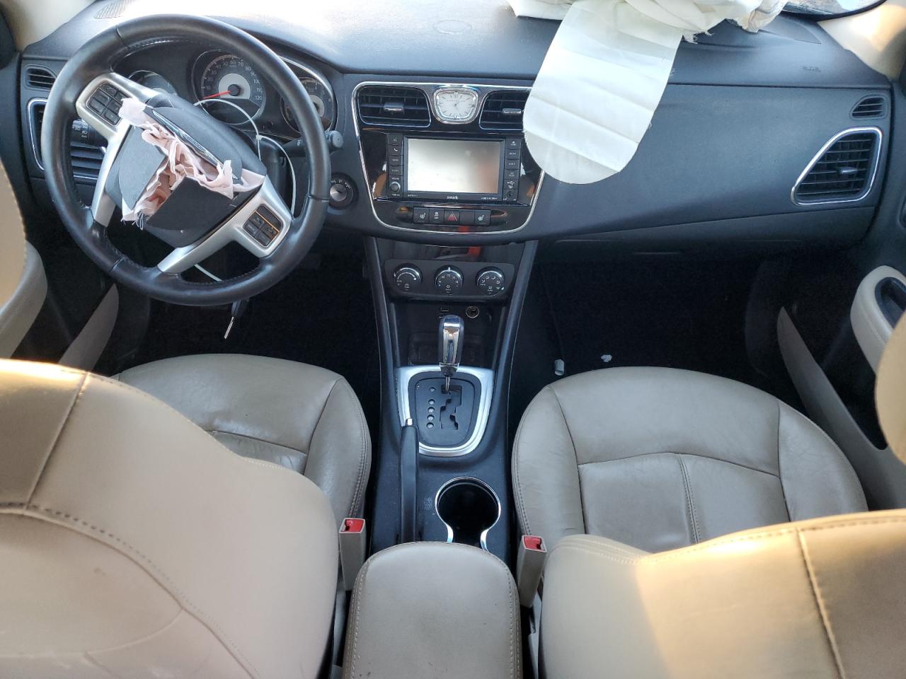 2012 Chrysler 200 Limited VIN: 1C3CCBCB0CN305670 Lot: 91468905