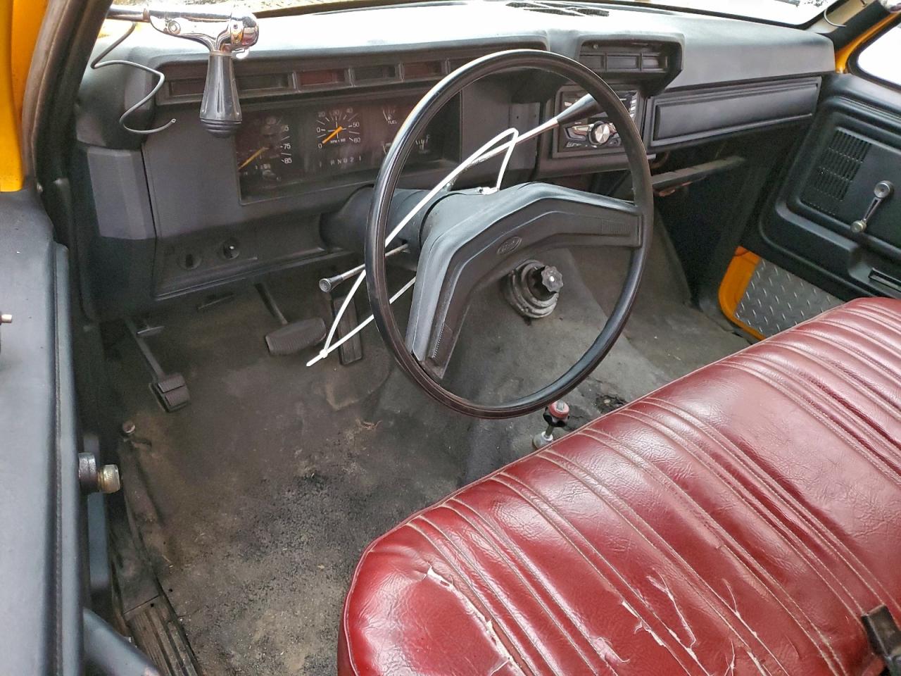 1986 Ford F-350 Cab & Chassis VIN: 1FDKF37L6GNA10369 Lot: 93813915