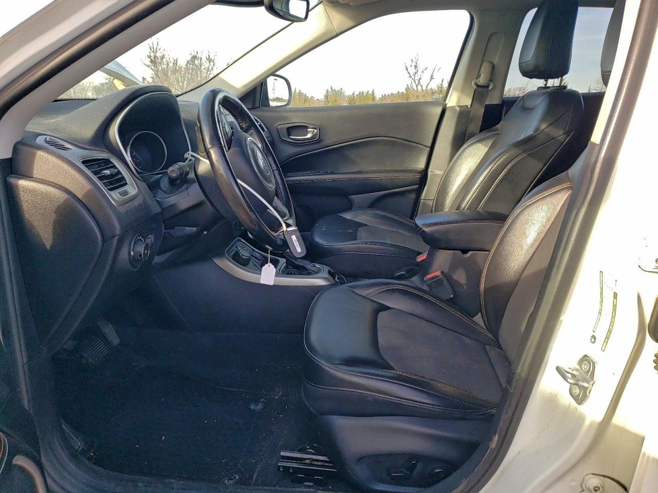 2018 Jeep Compass Latitude VIN: 3C4NJDBB6JT457067 Lot: 93941785