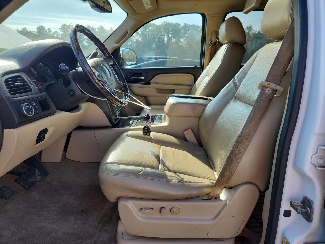 2012 GMC Yukon Xl Denali VIN: 1GKS2MEF6CR308740 Lot: 90576435