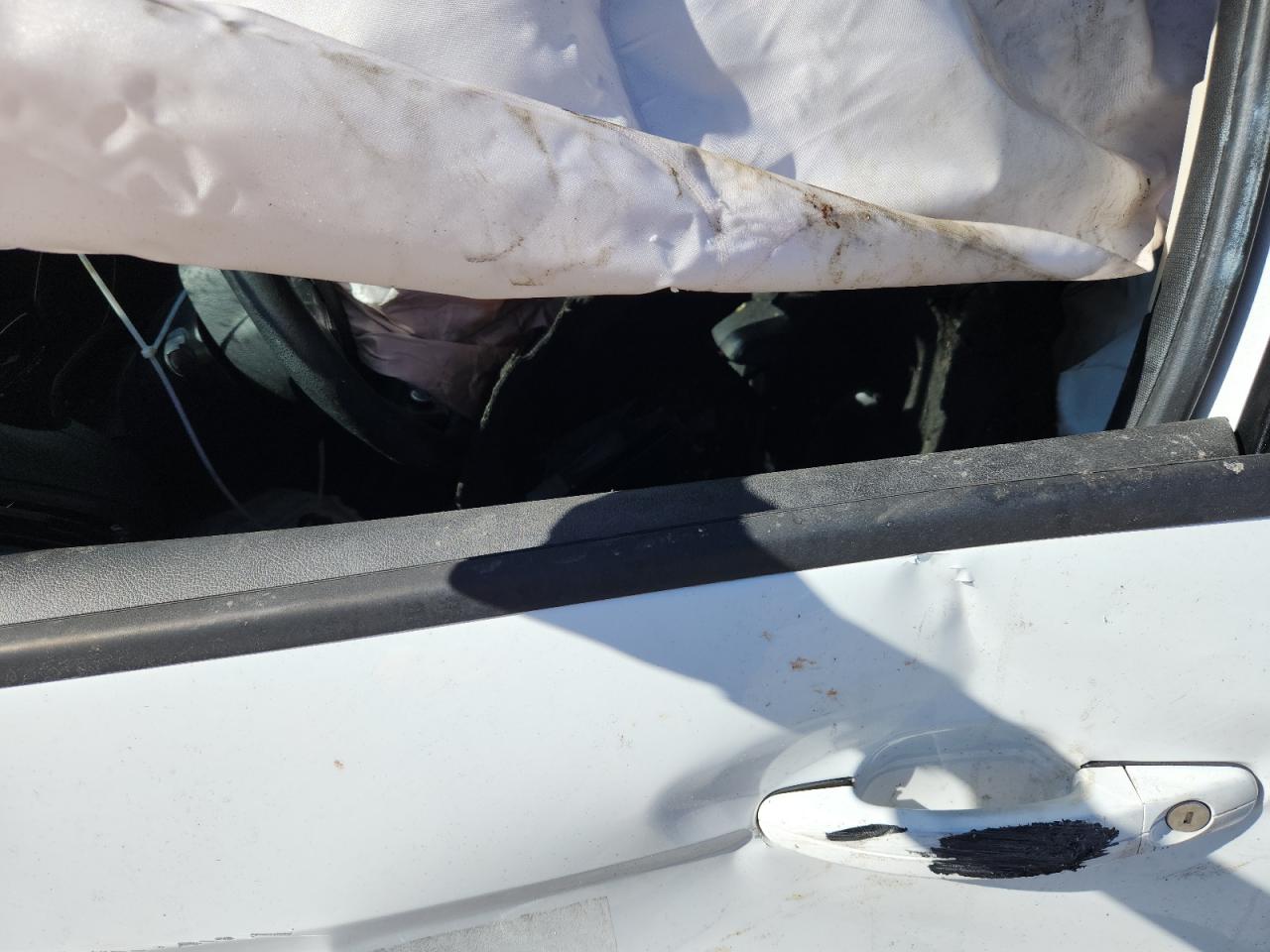 2016 Ford Focus Se VIN: 1FADP3F20GL221930 Lot: 93491455