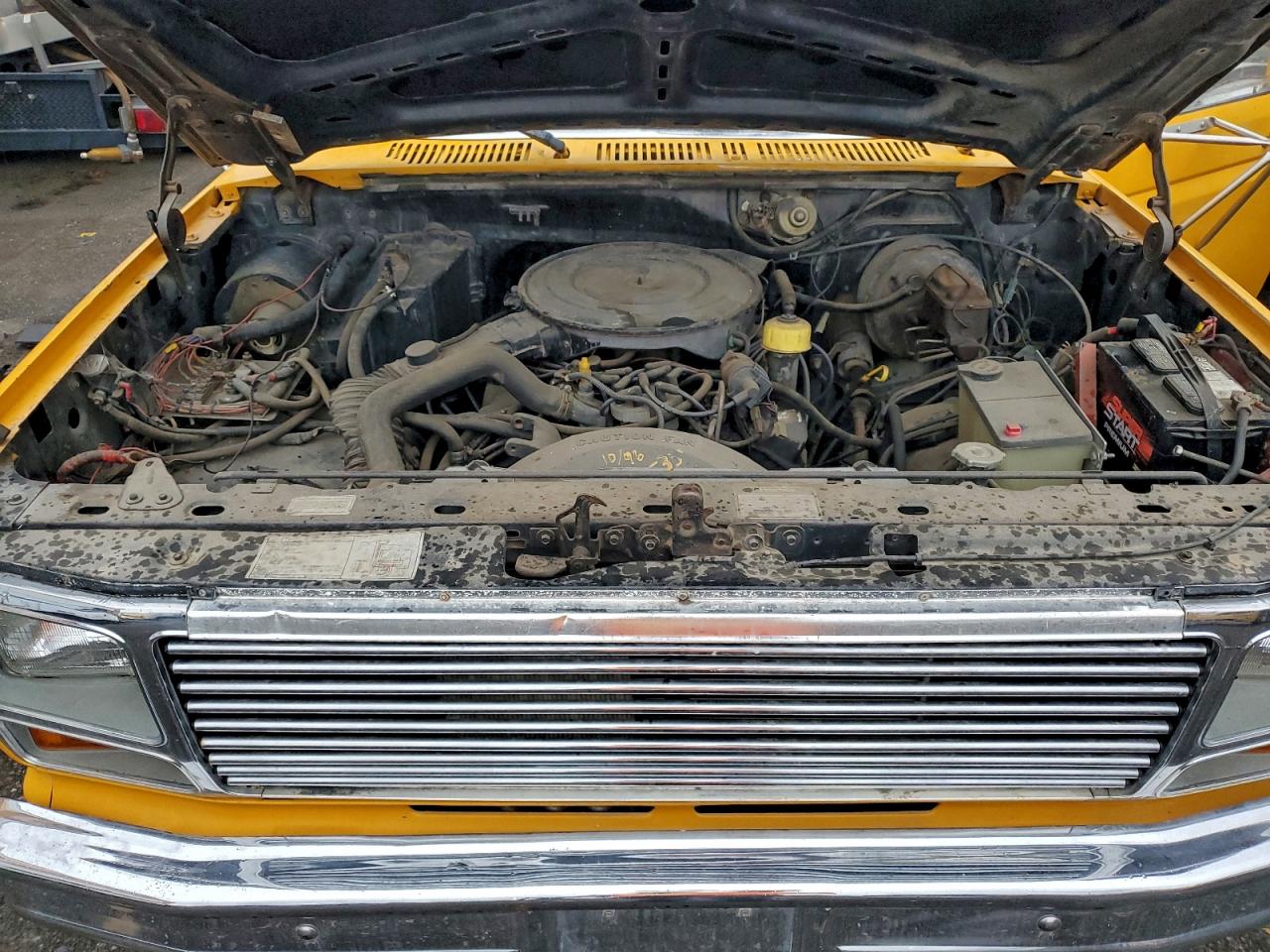 1986 Ford F-350 Cab & Chassis VIN: 1FDKF37L6GNA10369 Lot: 93813915