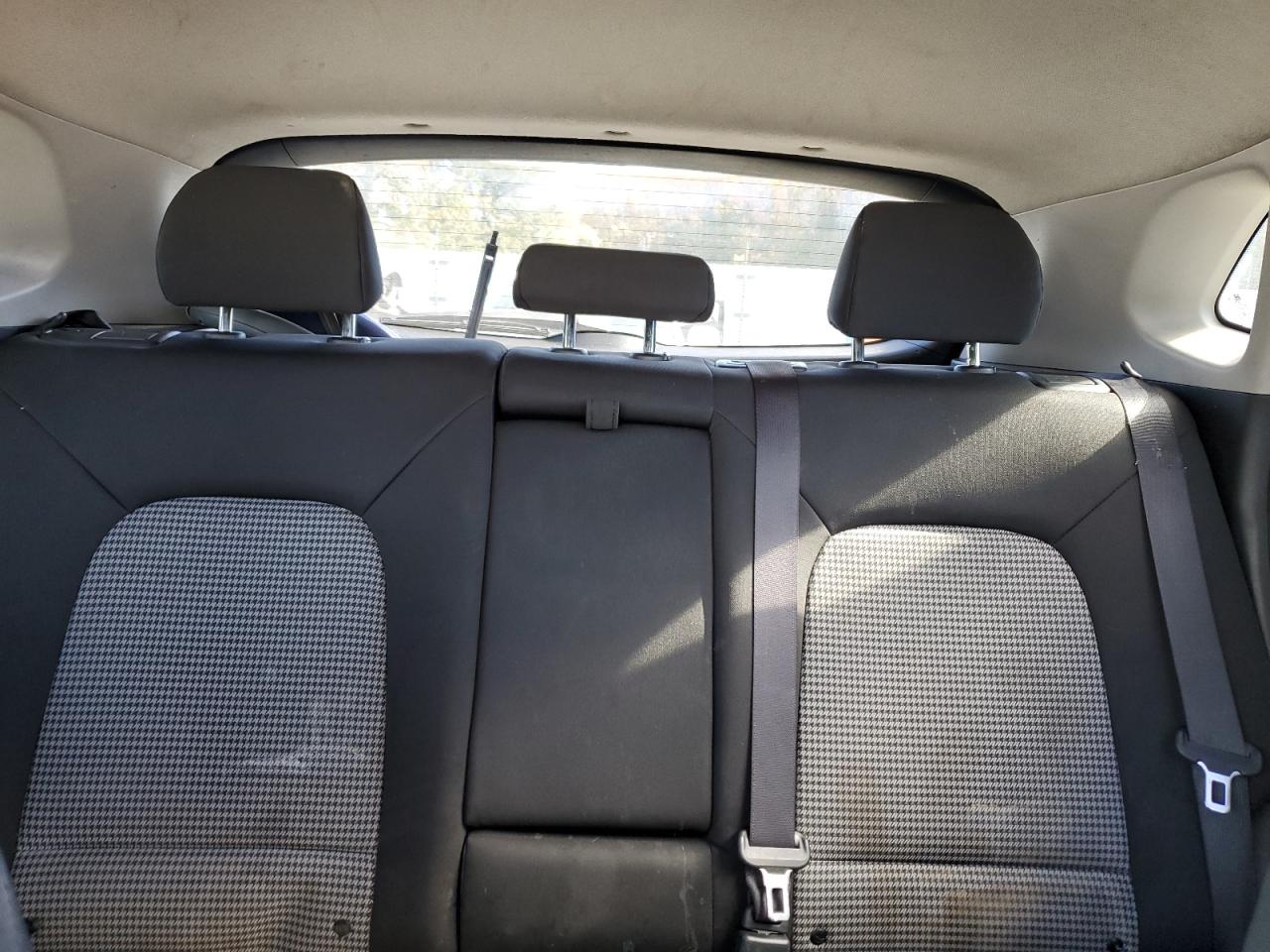 2018 Hyundai Kona Sel VIN: KM8K22AA0JU148211 Lot: 91431825