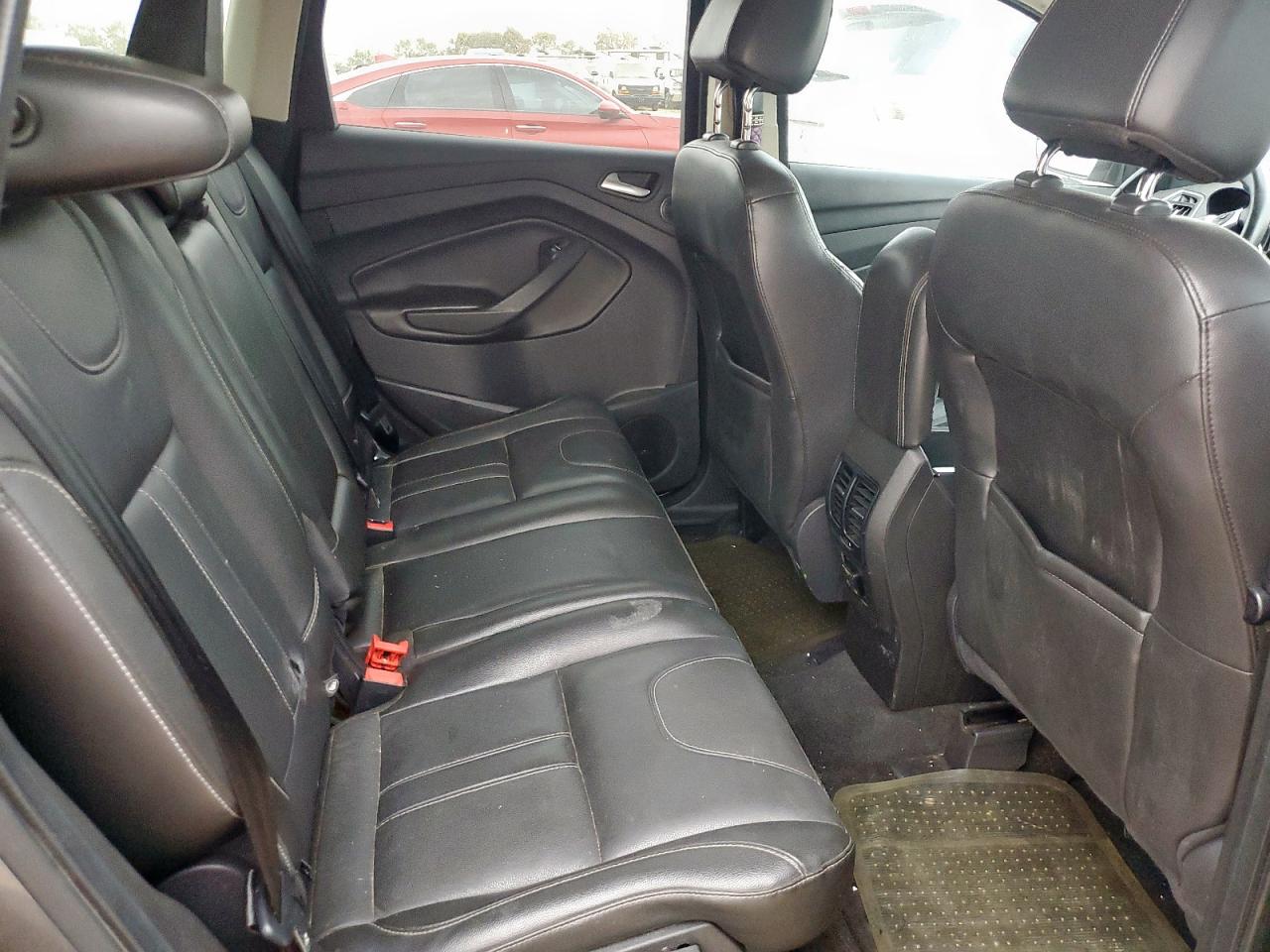 2013 Ford Escape Titanium VIN: 1FMCU0J95DUB82240 Lot: 92875805