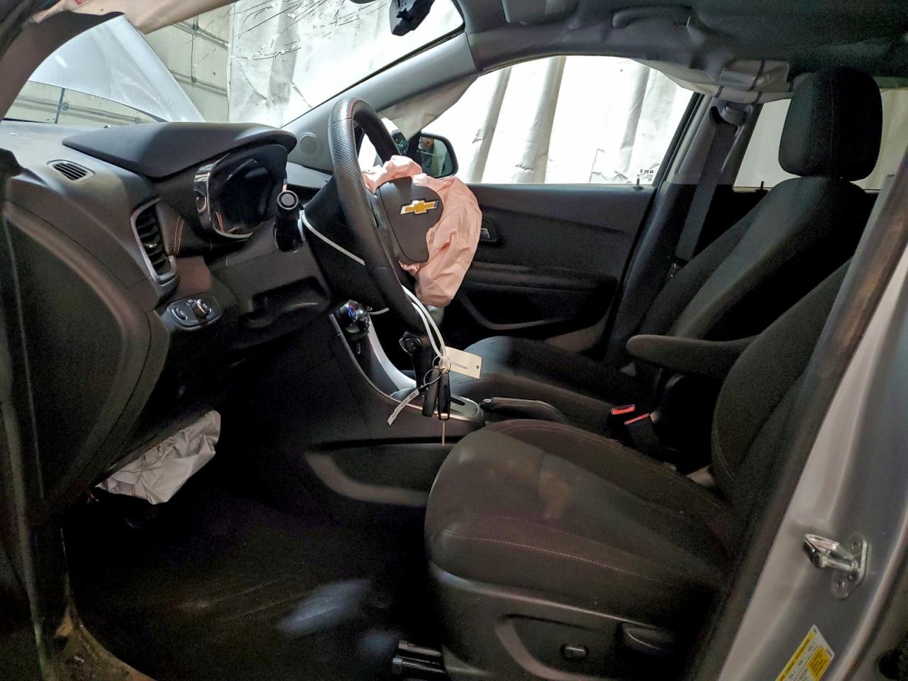 2021 Chevrolet Trax Ls VIN: KL7CJKSB1MB323114 Lot: 93346905