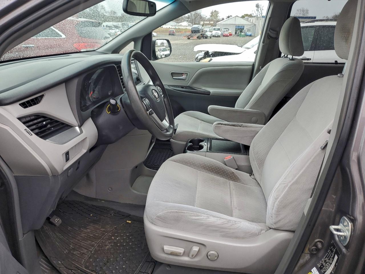 2015 Toyota Sienna Le VIN: 5TDKK3DC8FS653366 Lot: 94573265