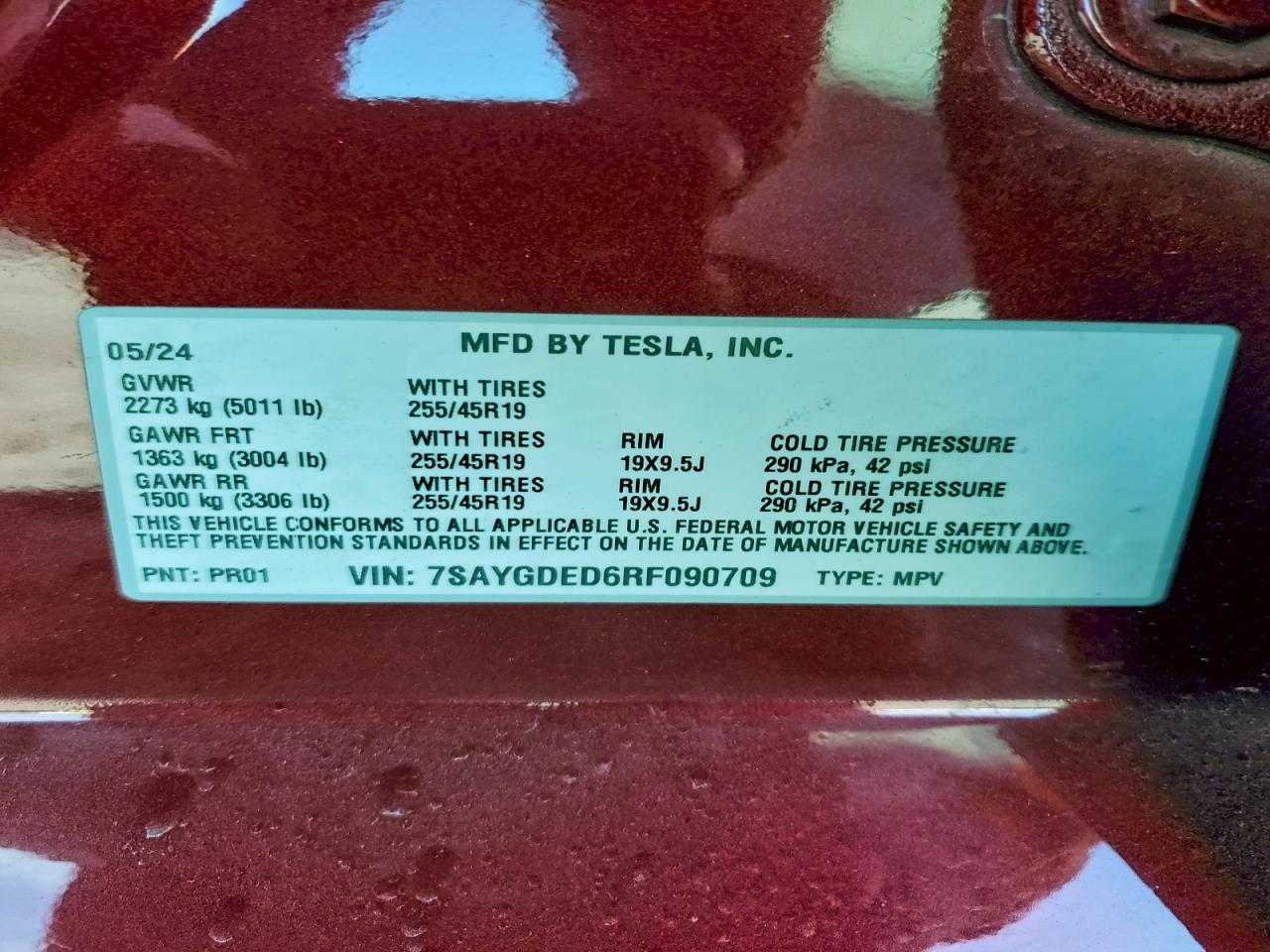 2024 Tesla Model Y VIN: 7SAYGDED6RF090709 Lot: 94753605