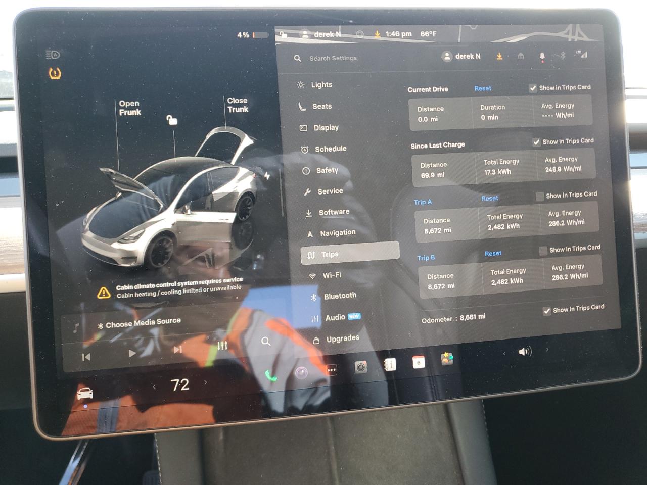 2025 Tesla Model Y VIN: 7SAYGDEE5SF233065 Lot: 91827385