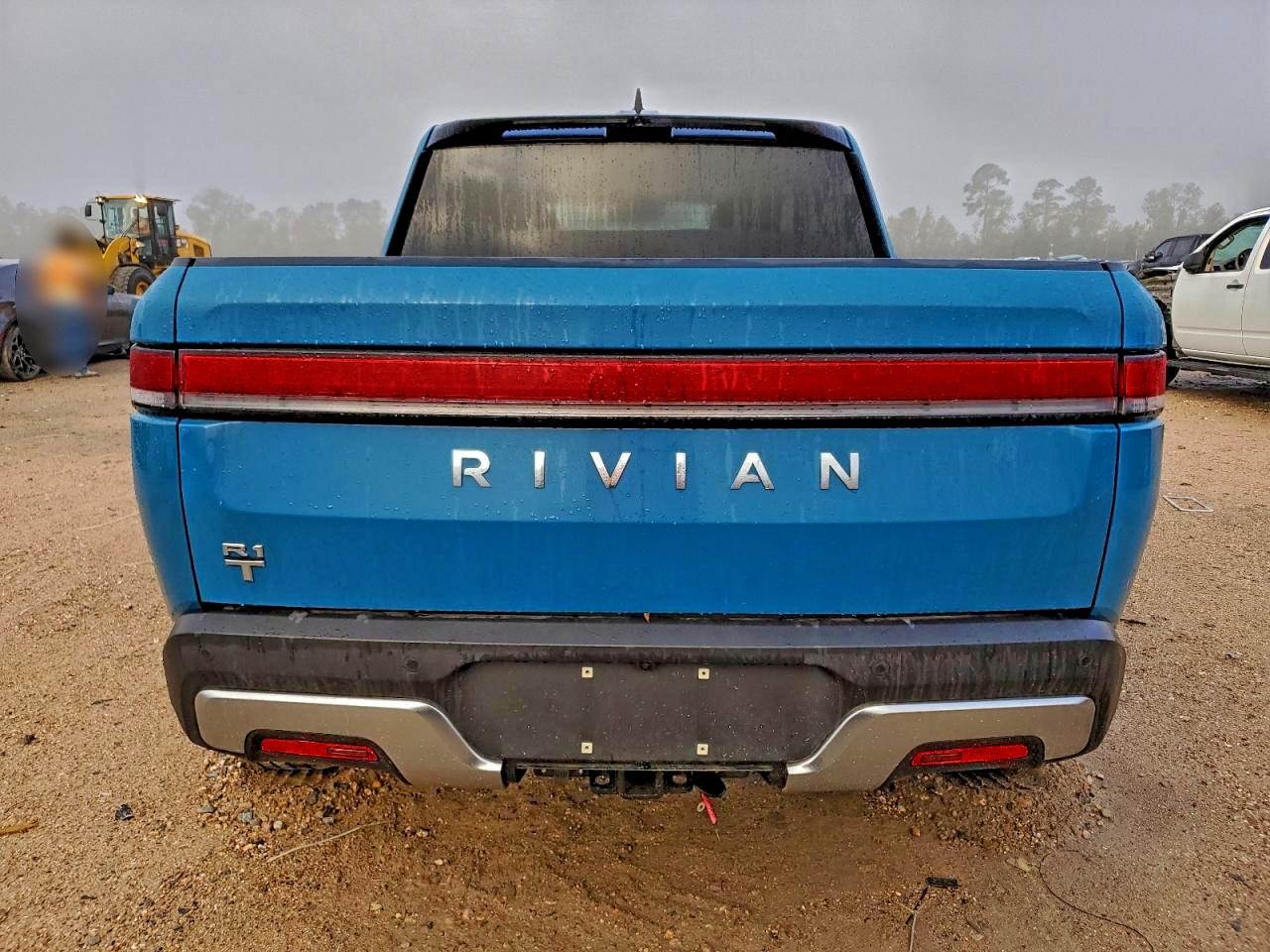 2025 Rivian R1T Adventure VIN: 7FCTGBAAXSN039299 Lot: 90844415