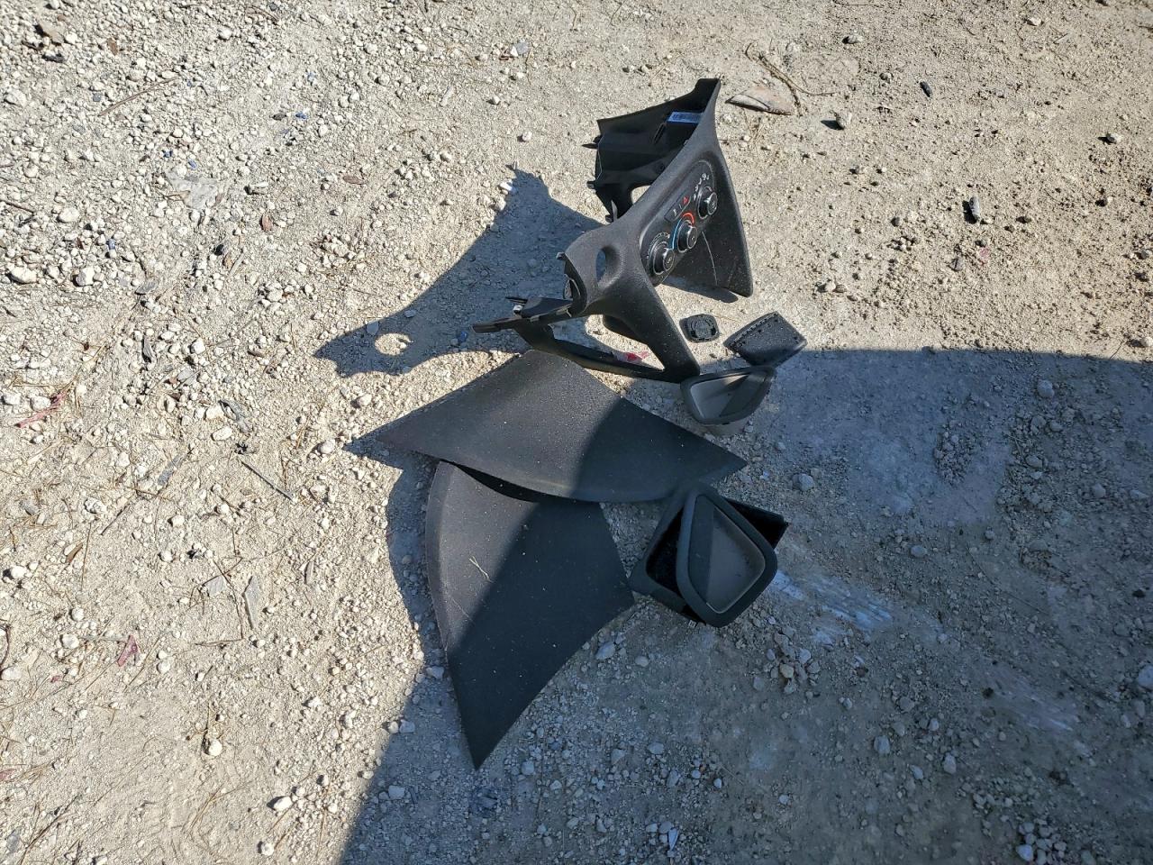 2015 Dodge Dart Sxt VIN: 1C3CDFBB2FD128782 Lot: 94153195