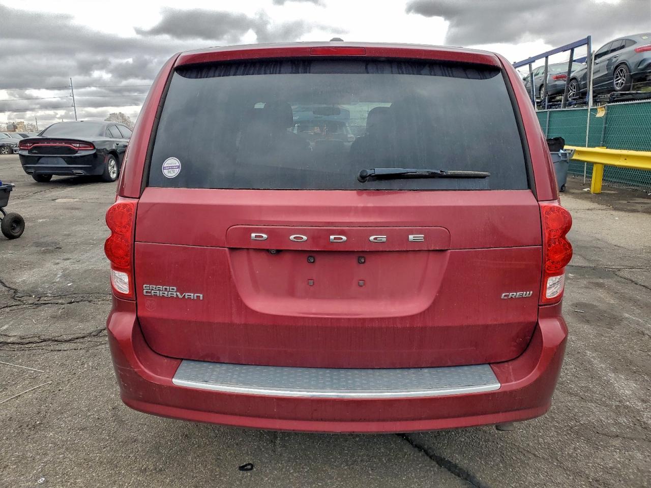 2011 Dodge Grand Caravan Crew VIN: 2D4RN5DG0BR674304 Lot: 93971955