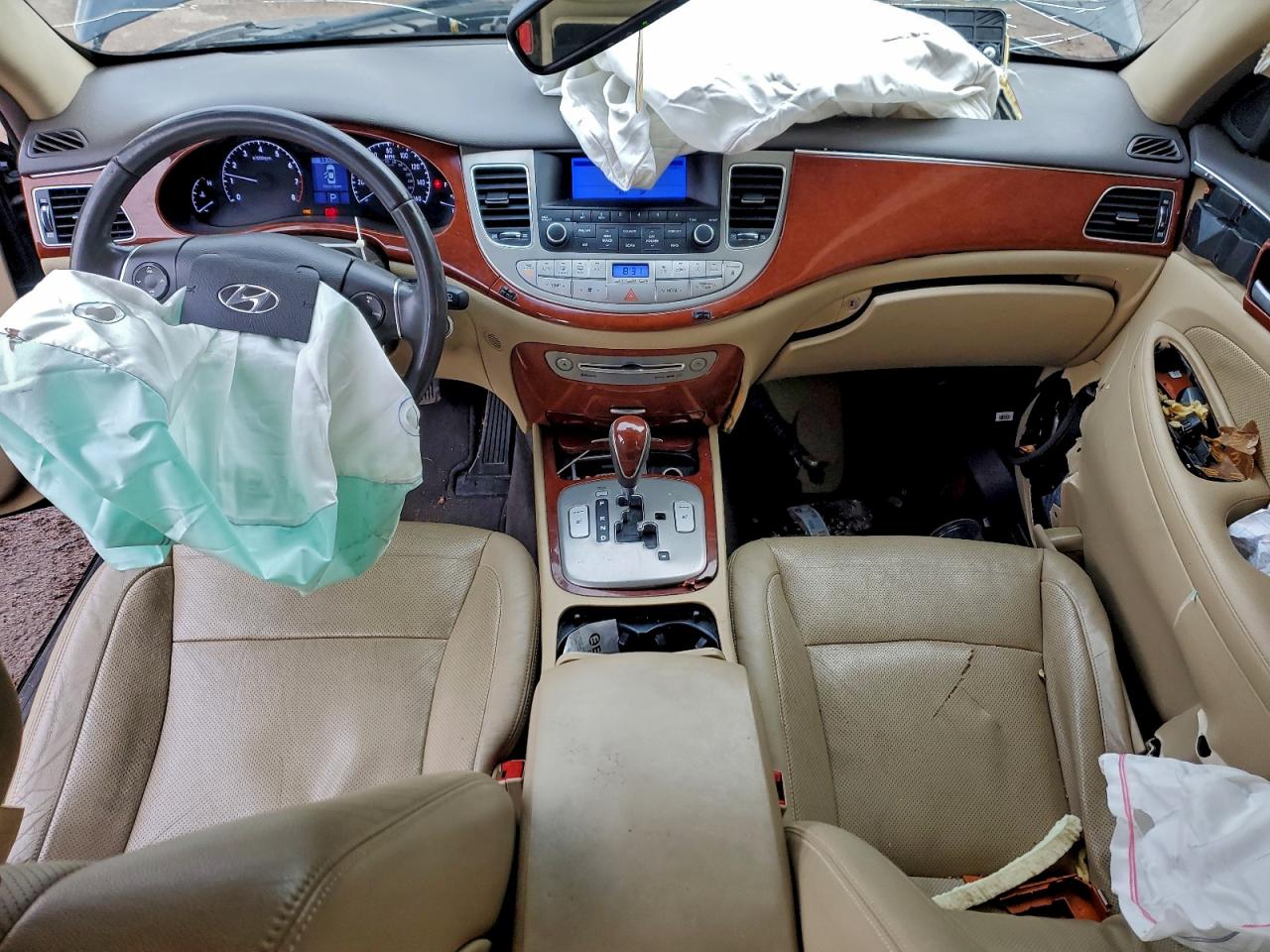 2013 Hyundai Genesis 3.8L VIN: KMHGC4DD4DU225476 Lot: 94128665