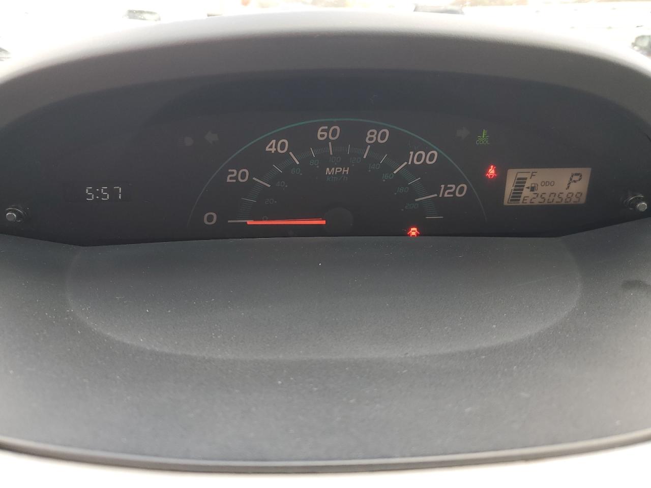 2008 Toyota Yaris VIN: JTDJT923785153447 Lot: 93616795