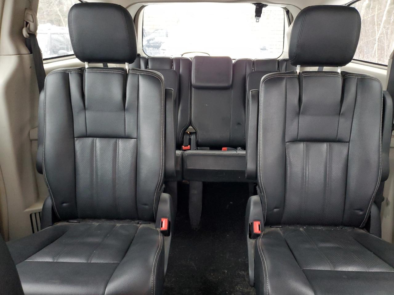 2016 Dodge Grand Caravan Crew VIN: 2C4RDGDG2GR361211 Lot: 92255435