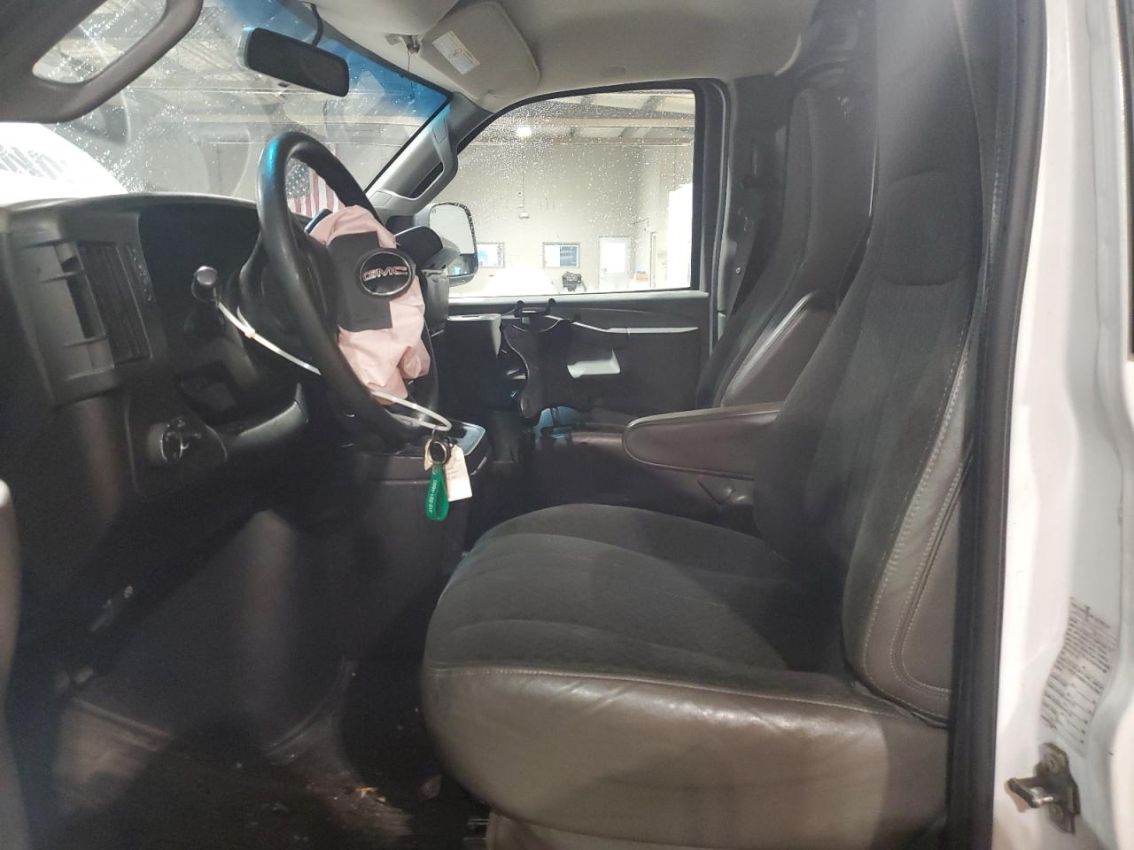 2020 GMC Savana G2500 Delivery Van VIN: 1GTW7AFG3L1223549 Lot: 93602555