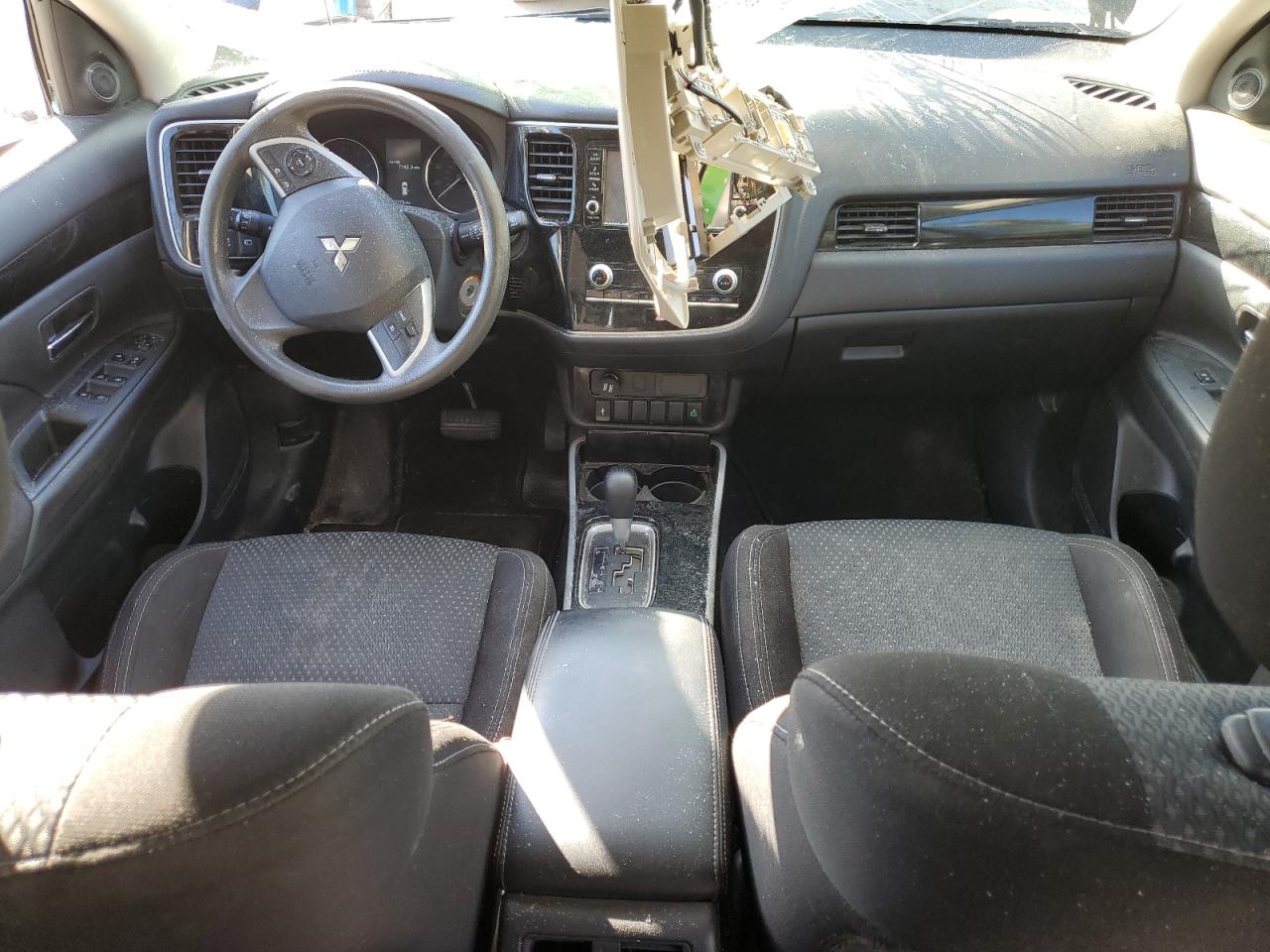 2020 Mitsubishi Outlander Es VIN: JA4AD2A30LZ042319 Lot: 91697535