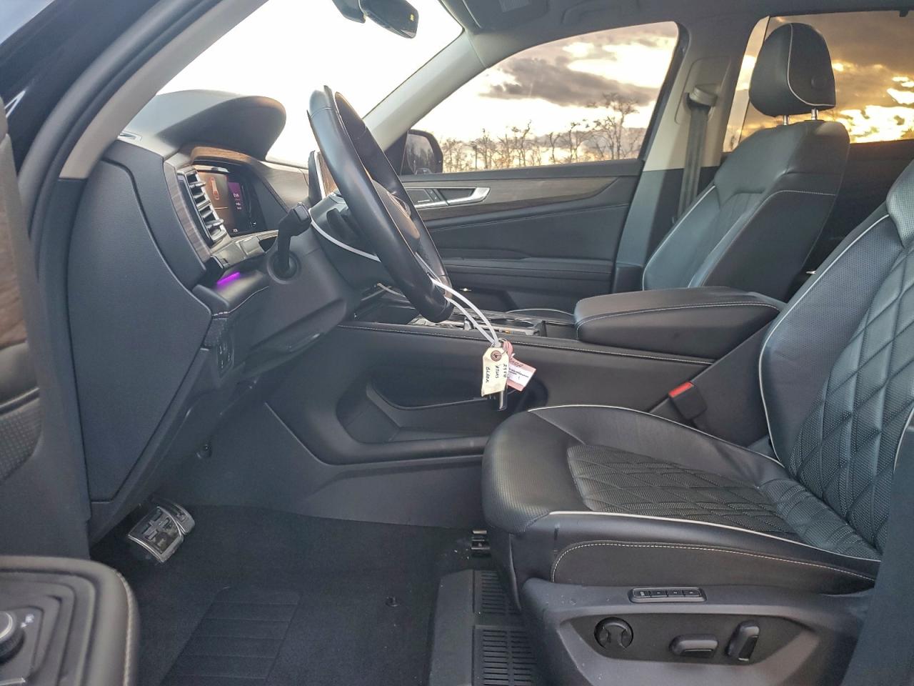 2024 Volkswagen Atlas Sel Premium R-Line VIN: 1V2FR2CA2RC508559 Lot: 94572295