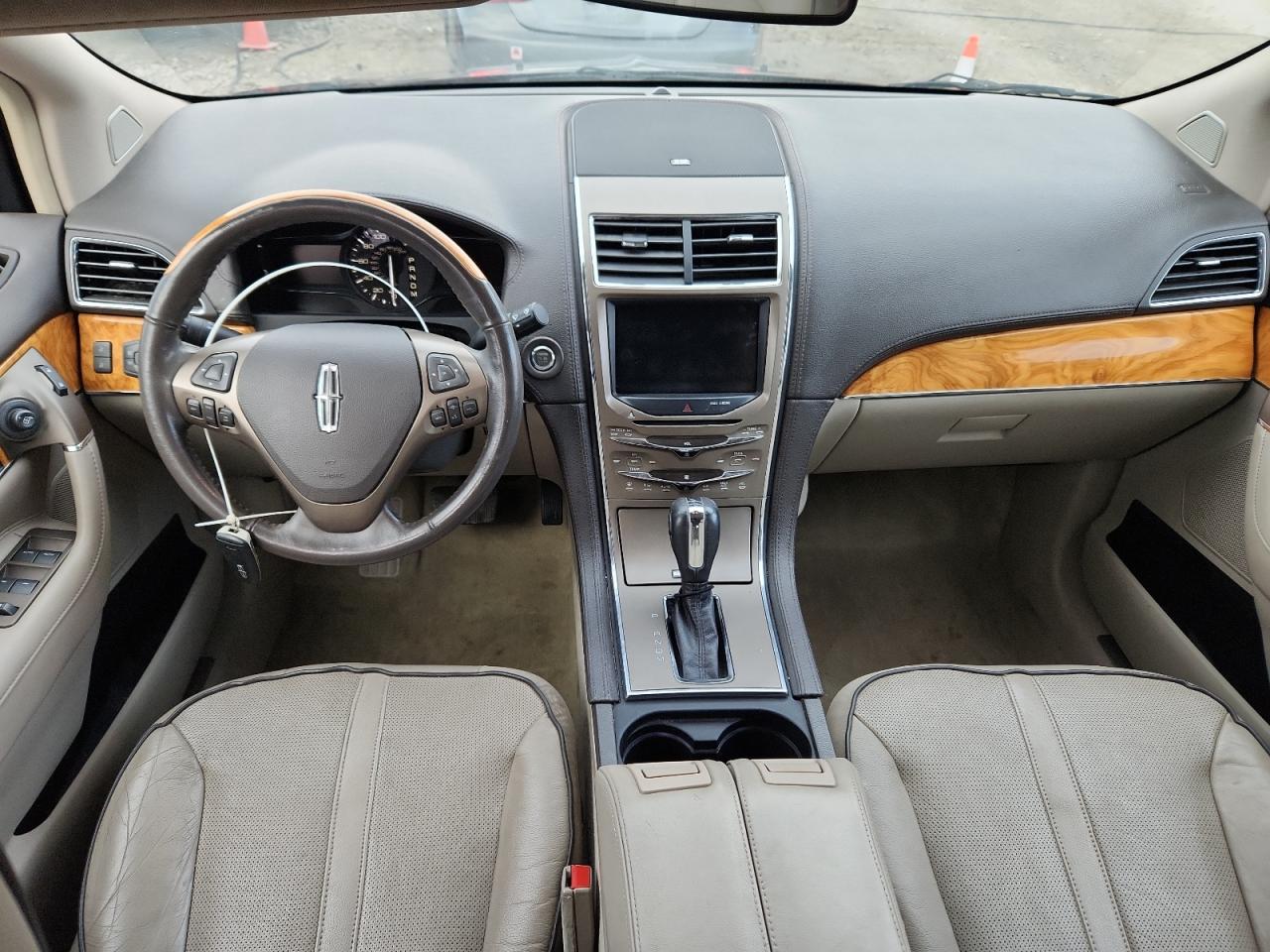 2011 Lincoln Mkx VIN: 2LMDJ6JKXBBJ24909 Lot: 93645315