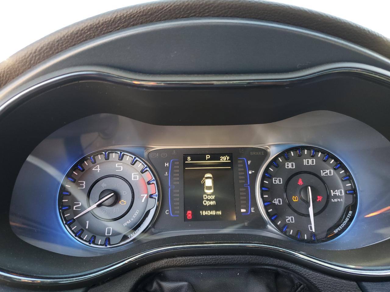 2015 Chrysler 200 S VIN: 1C3CCCBB6FN562537 Lot: 92372915