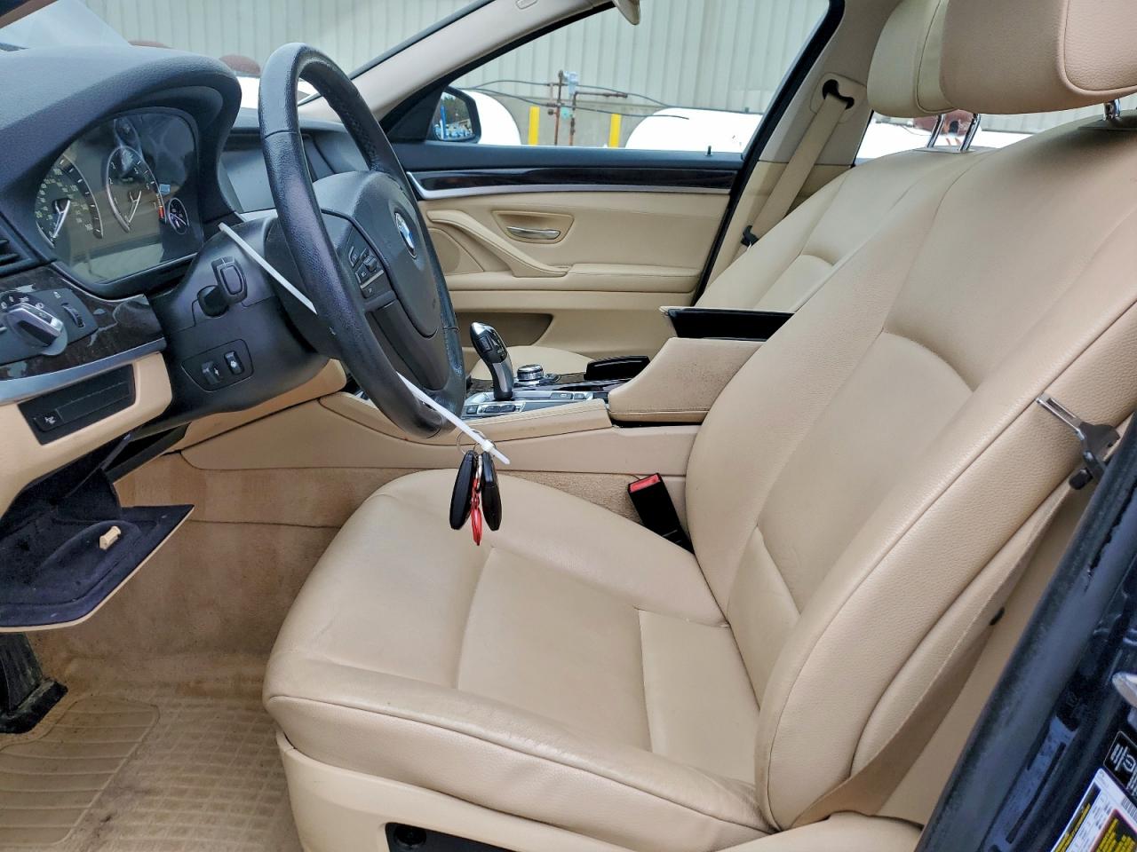 2013 BMW 535 Xi VIN: WBAFU7C52DDU68371 Lot: 93401485