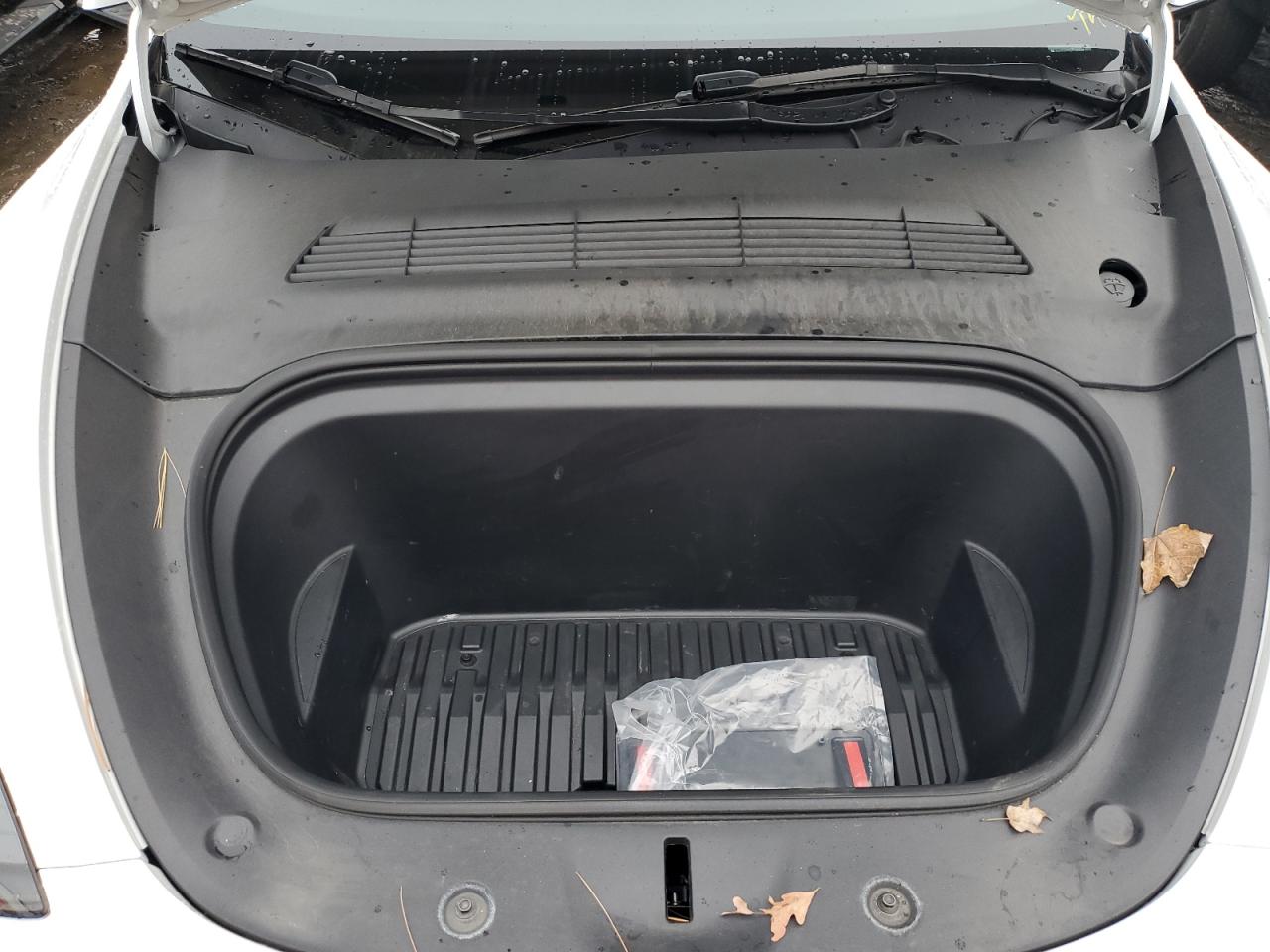 2023 Tesla Model Y VIN: 7SAYGDEE1PF792250 Lot: 91564805