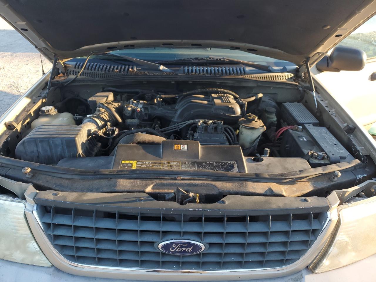 2004 Ford Explorer Xls VIN: 1FMZU62K84UC19408 Lot: 92347905