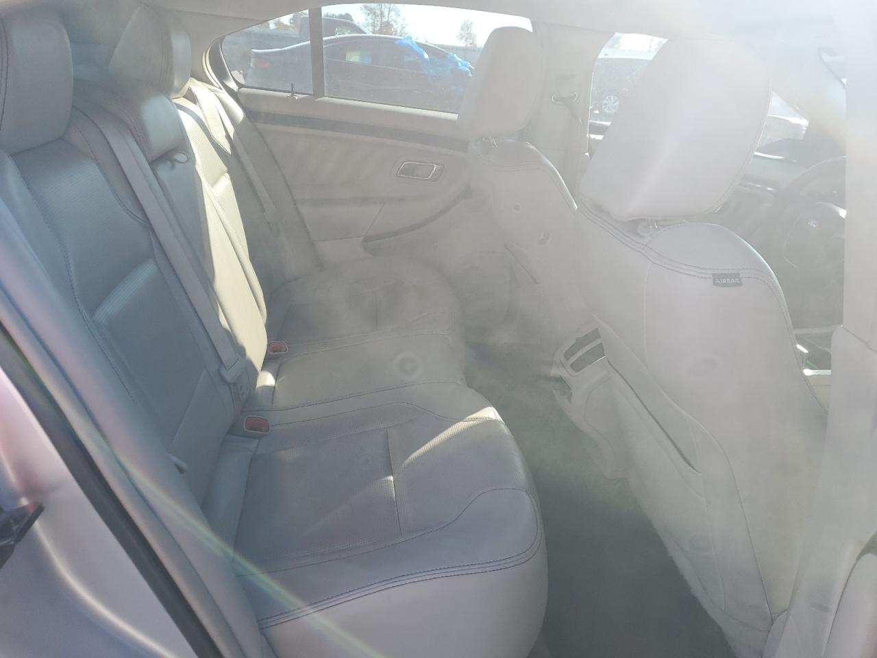 2010 Ford Taurus Limited VIN: 1FAHP2FWXAG144062 Lot: 91906495