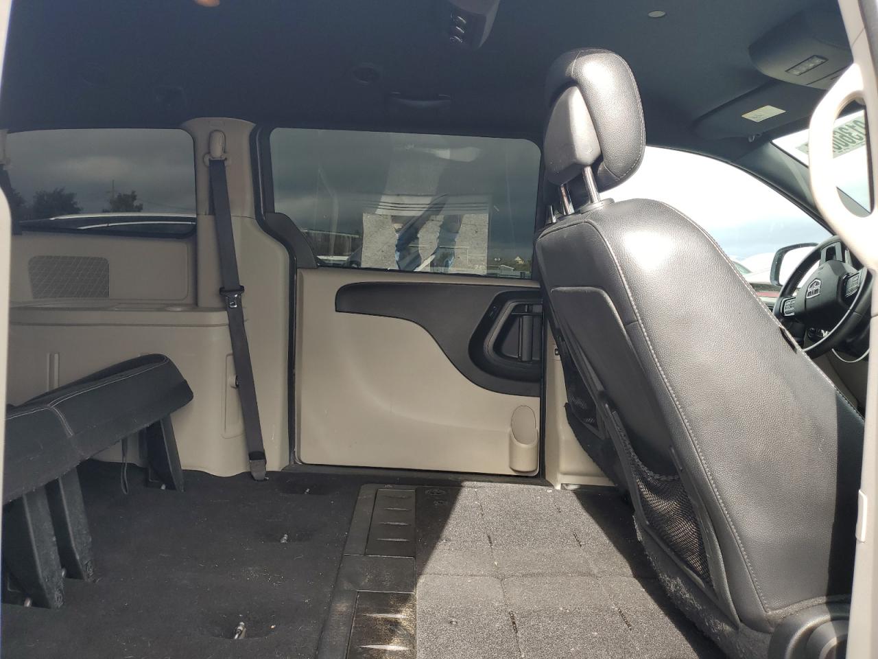 2017 Dodge Grand Caravan Sxt VIN: 2C4RDGCG5HR773819 Lot: 91360675