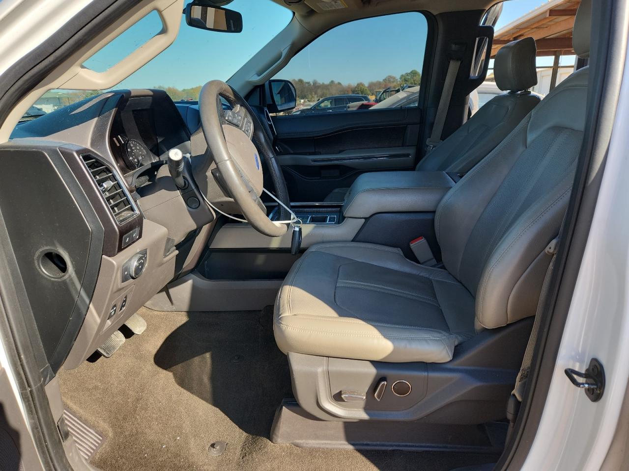 2020 Ford Expedition Limited VIN: 1FMJU1KT4LEA65068 Lot: 92916535