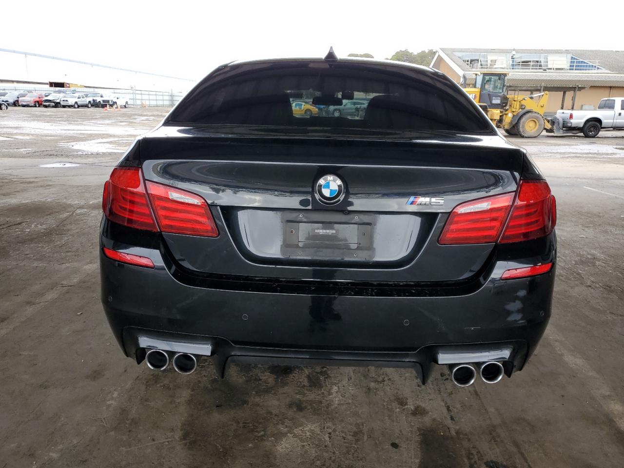 2013 BMW M5 VIN: WBSFV9C5XDC774132 Lot: 92745685