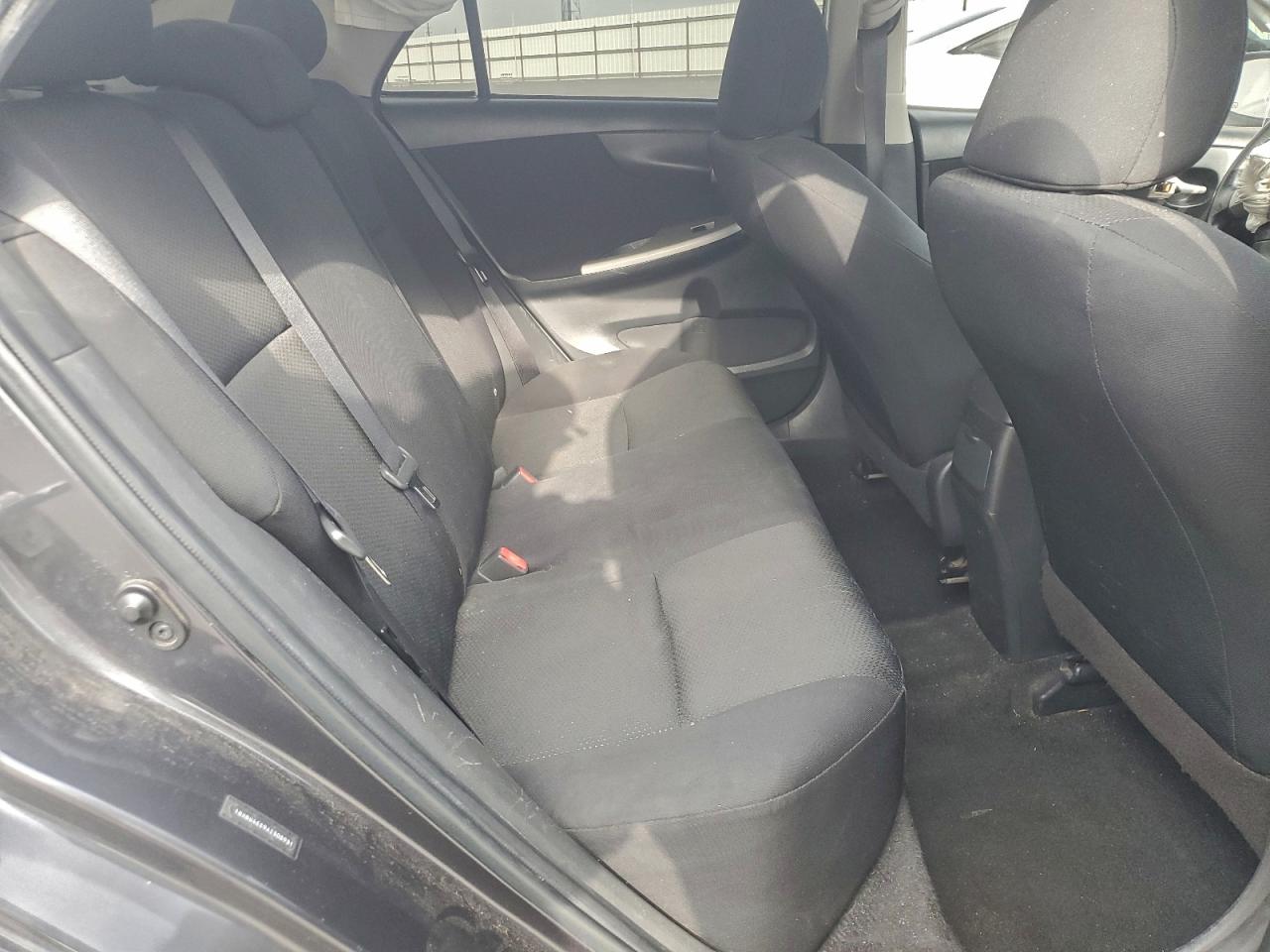 2010 Toyota Corolla Base VIN: 1NXBU4EE9AZ308931 Lot: 94616385