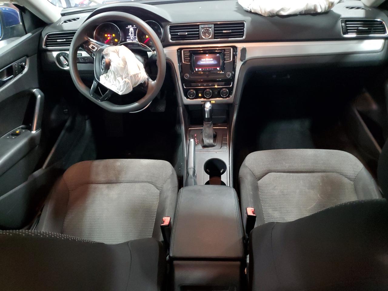 2017 Volkswagen Passat S VIN: 1VWAT7A35HC005988 Lot: 91138325