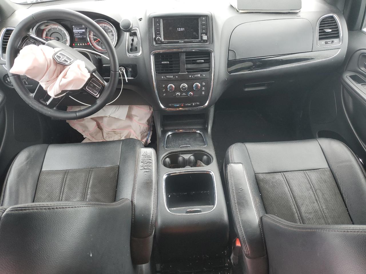 2020 Dodge Grand Caravan Sxt VIN: 2C4RDGCG1LR245137 Lot: 90394425