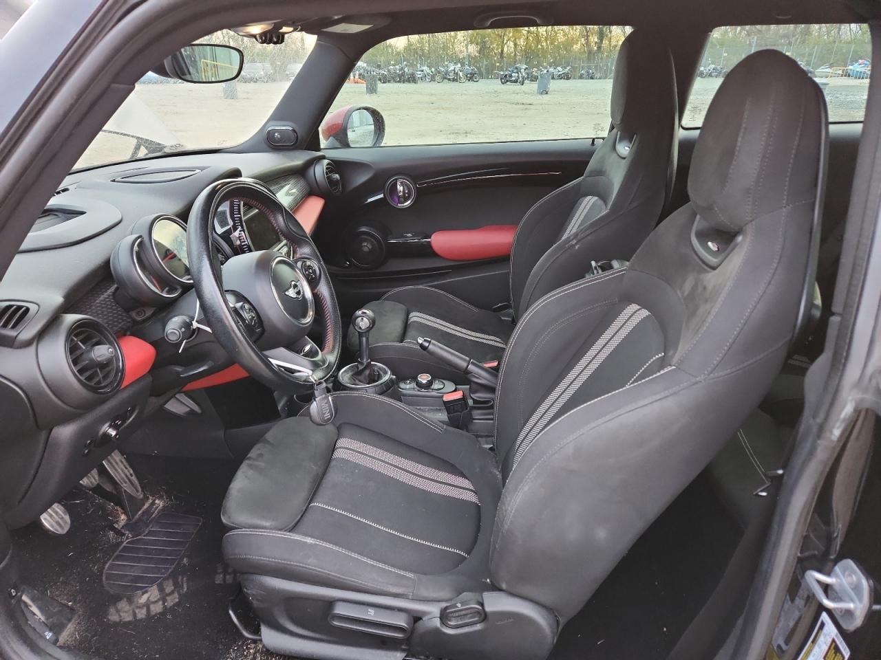 2016 Mini Cooper John Cooper Works VIN: WMWXM9C55GT997405 Lot: 92175415