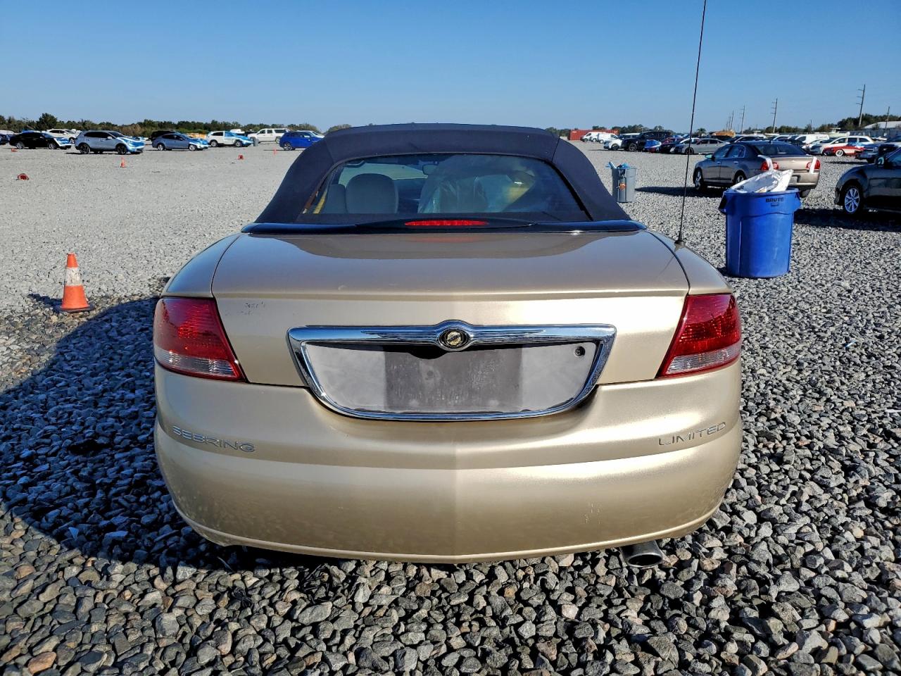 2001 Chrysler Sebring Limited VIN: 1C3EL65U41N561211 Lot: 93704015
