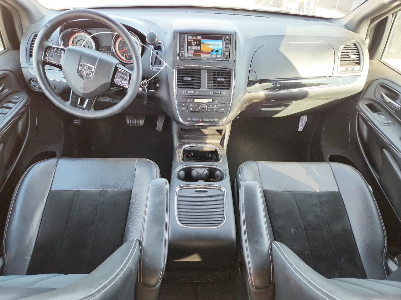 2016 Dodge Grand Caravan Sxt VIN: 2C4RDGCGXGR383040 Lot: 92323775