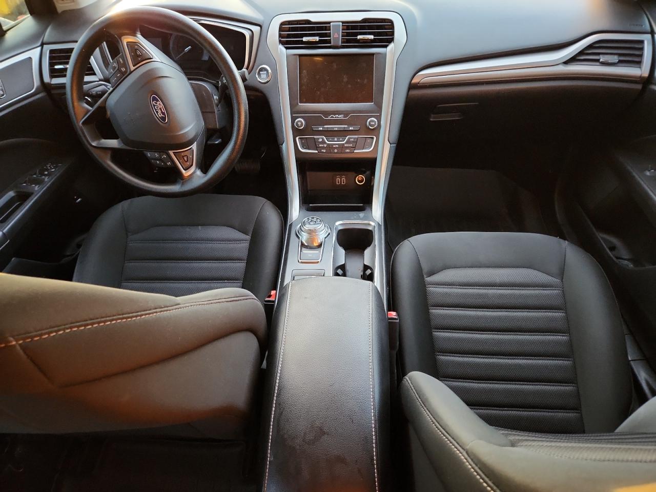 2019 Ford Fusion Se VIN: 3FA6P0LU2KR103725 Lot: 93480755