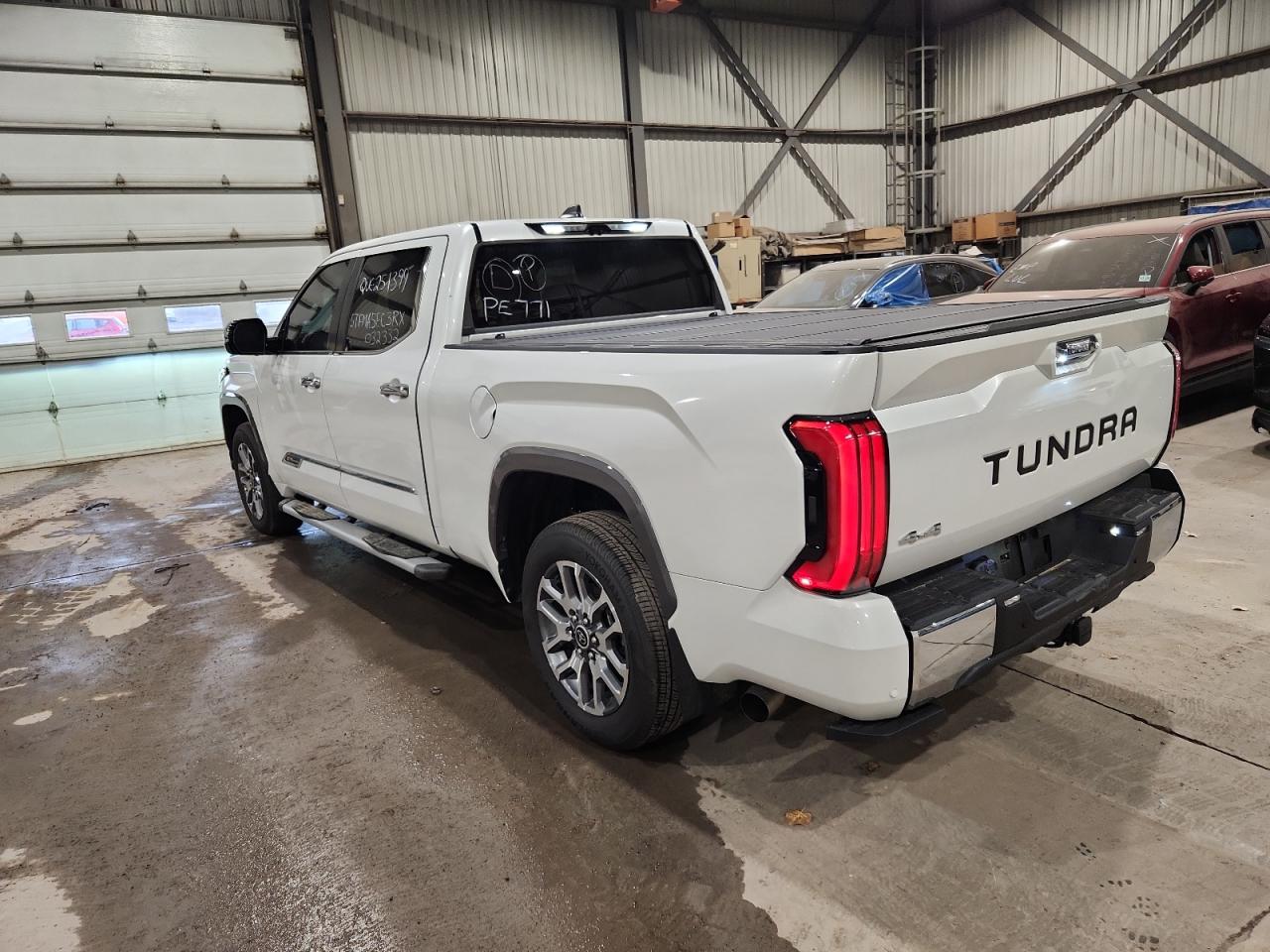 2024 Toyota Tundra Crewmax Platinum VIN: 5TFMA5EC3RX032332 Lot: 90690905