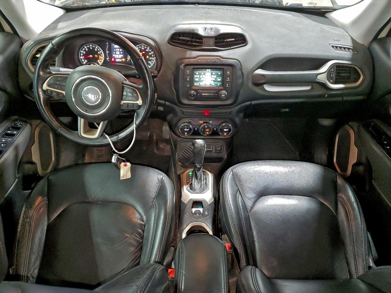 2015 Jeep Renegade Latitude VIN: ZACCJABT4FPB37999 Lot: 93928445