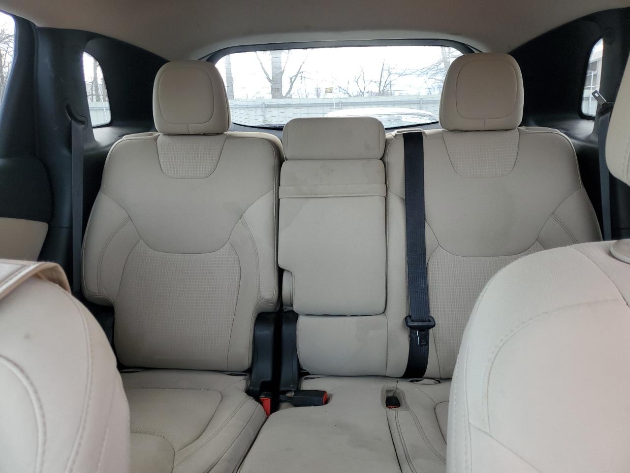 2017 Jeep Cherokee Latitude VIN: 1C4PJMCS1HW507059 Lot: 92669845