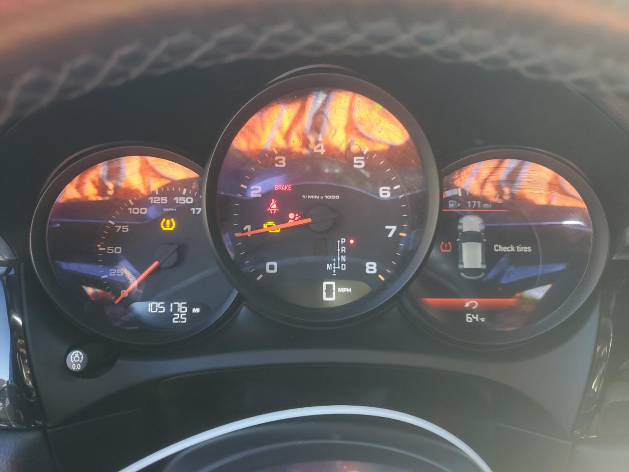 2017 Porsche Macan VIN: WP1AA2A56HLB06288 Lot: 92544275