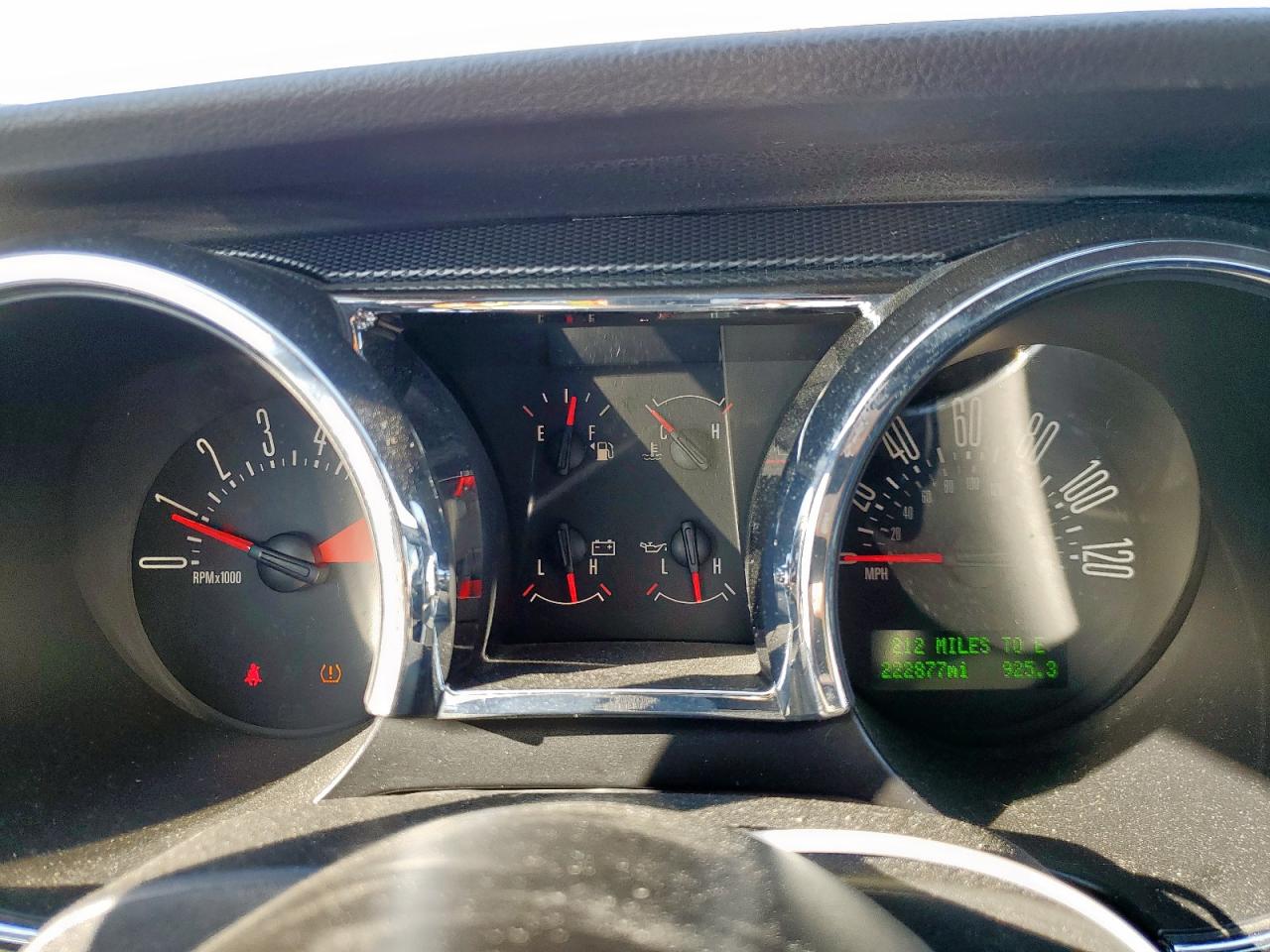 2008 Ford Mustang VIN: 1ZVHT80N985195998 Lot: 91351395