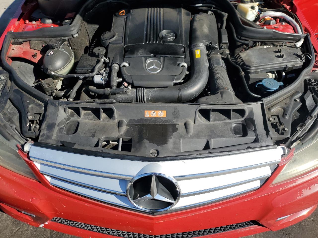 2012 Mercedes-Benz C 250 VIN: WDDGF4HB3CR226050 Lot: 92376215